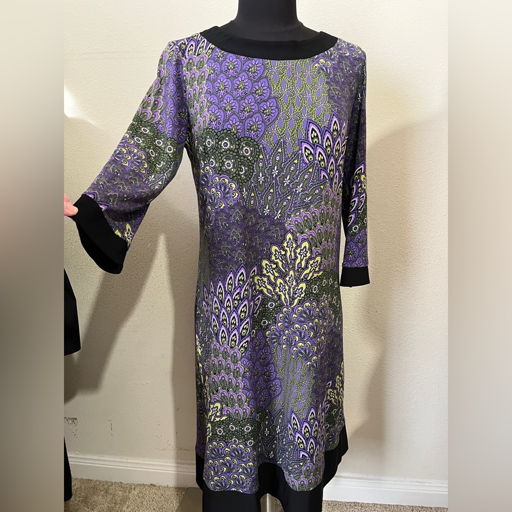 Karin Stevens Dress Stretchy Bodycon SZ 6 but fits 8-9. Purple Green Black shift